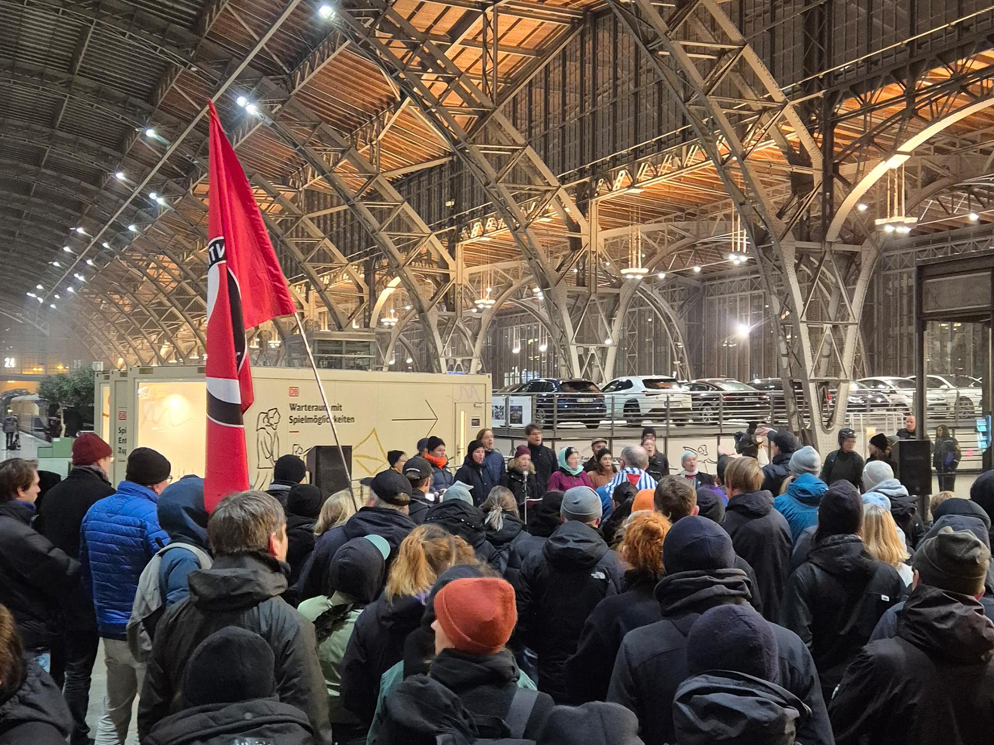 Erinnern heißt kämpfen: Organisiert euch! Autoritäre Linke ausschließen!